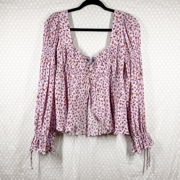 Urban Outfitters NWT Pink Ditzy Floral Milkmaid Babydoll Top - Picture 2 of 6